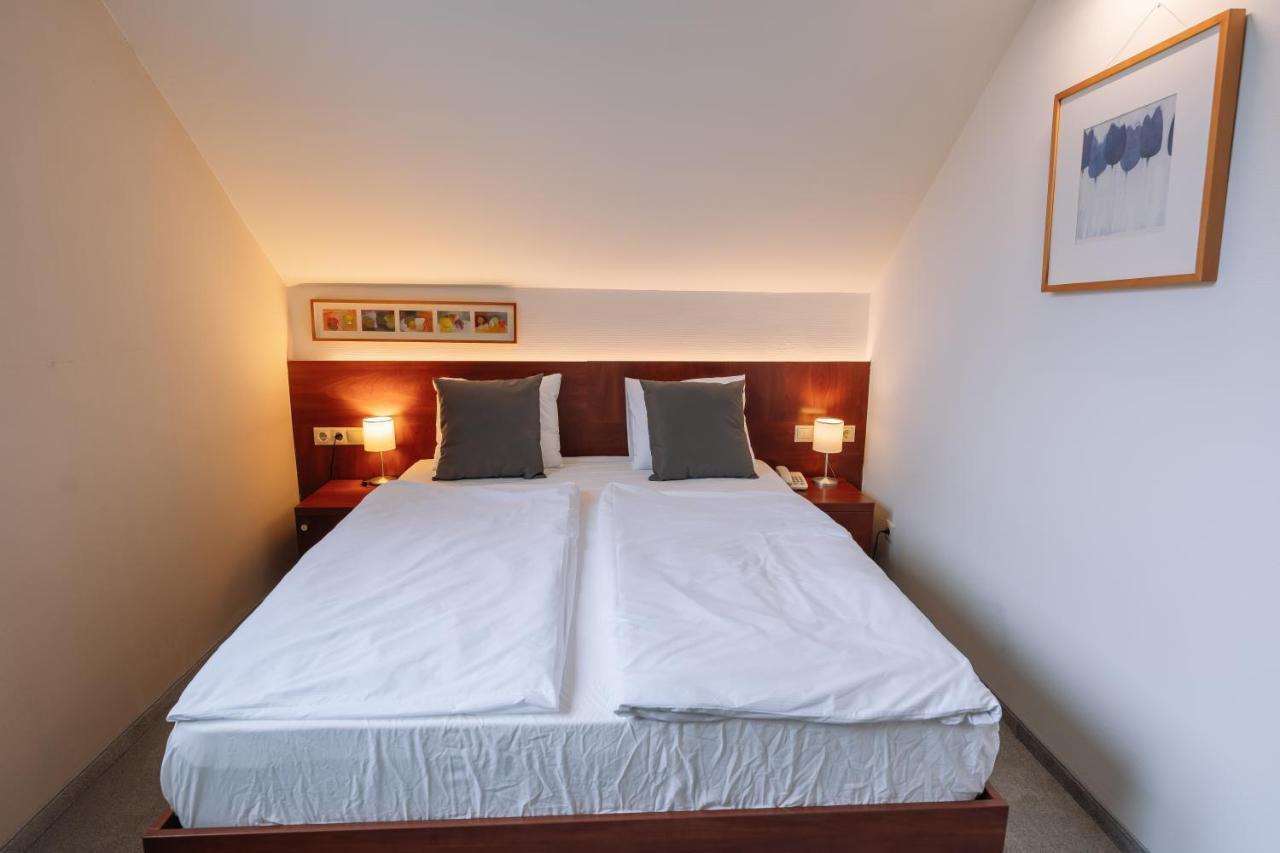 Vadvirag Panzio Hotel Agfalva Ngoại thất bức ảnh